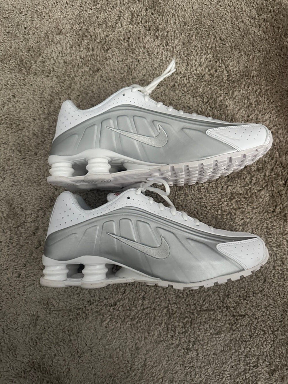 Nike Shox R4 - Picture 4 of 6